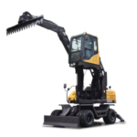 7.6 Tons Wheel Type Excavator With Material Leveling Machine