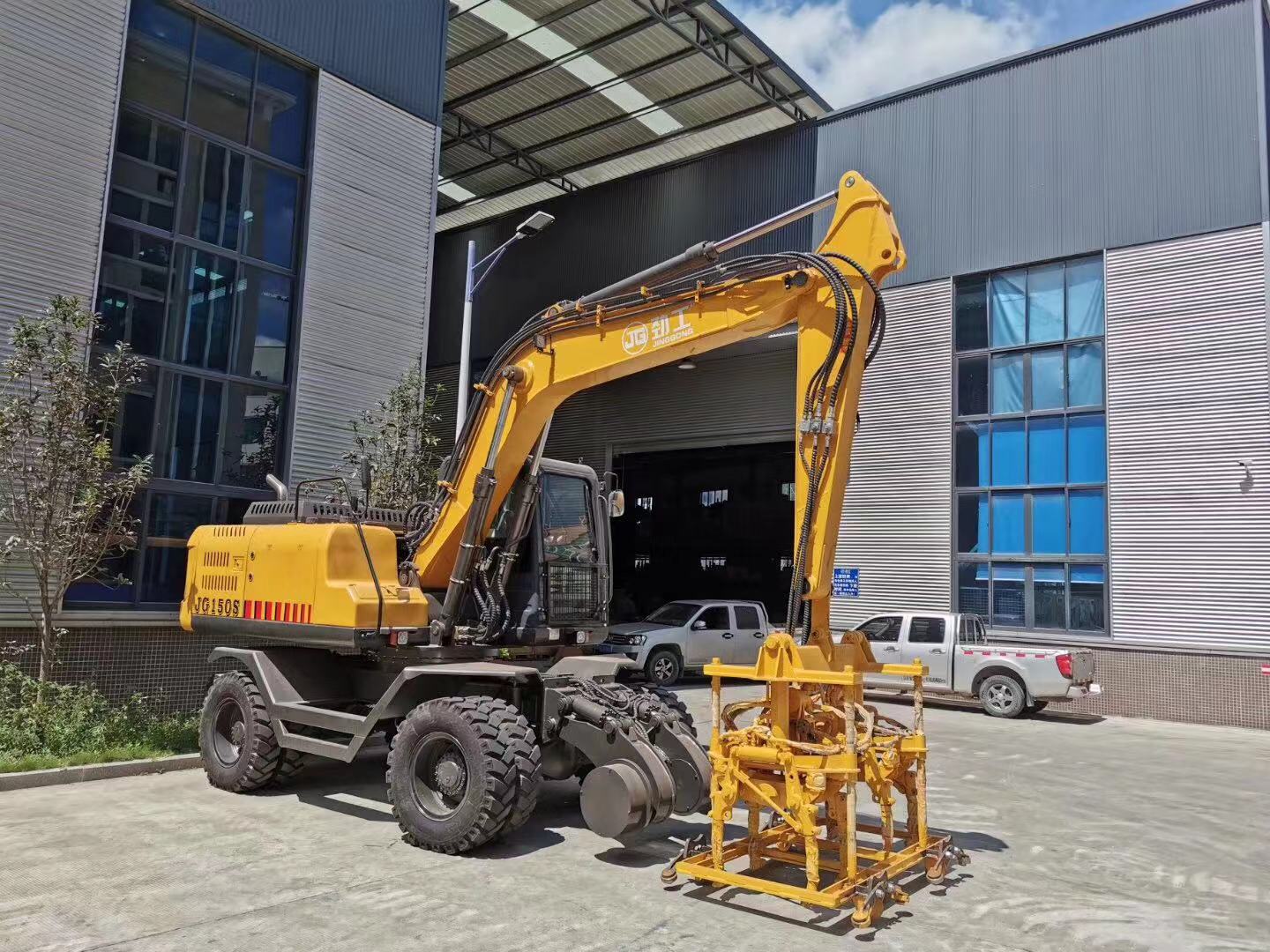 Wheel excavator JG150S with Ballast Tamping Machine